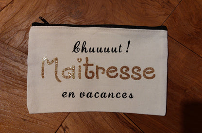 Pochette Maîtresse en vacances